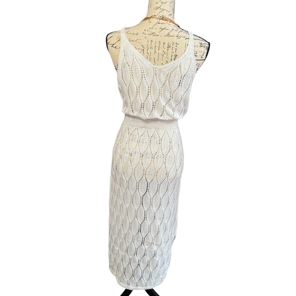 WHITE EYELET LONG SLEVELESS DRESS SIZE LARGE NEW - Picture 5 of 7